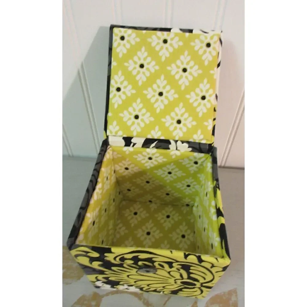 Vera Bradley Baroque pattern box
